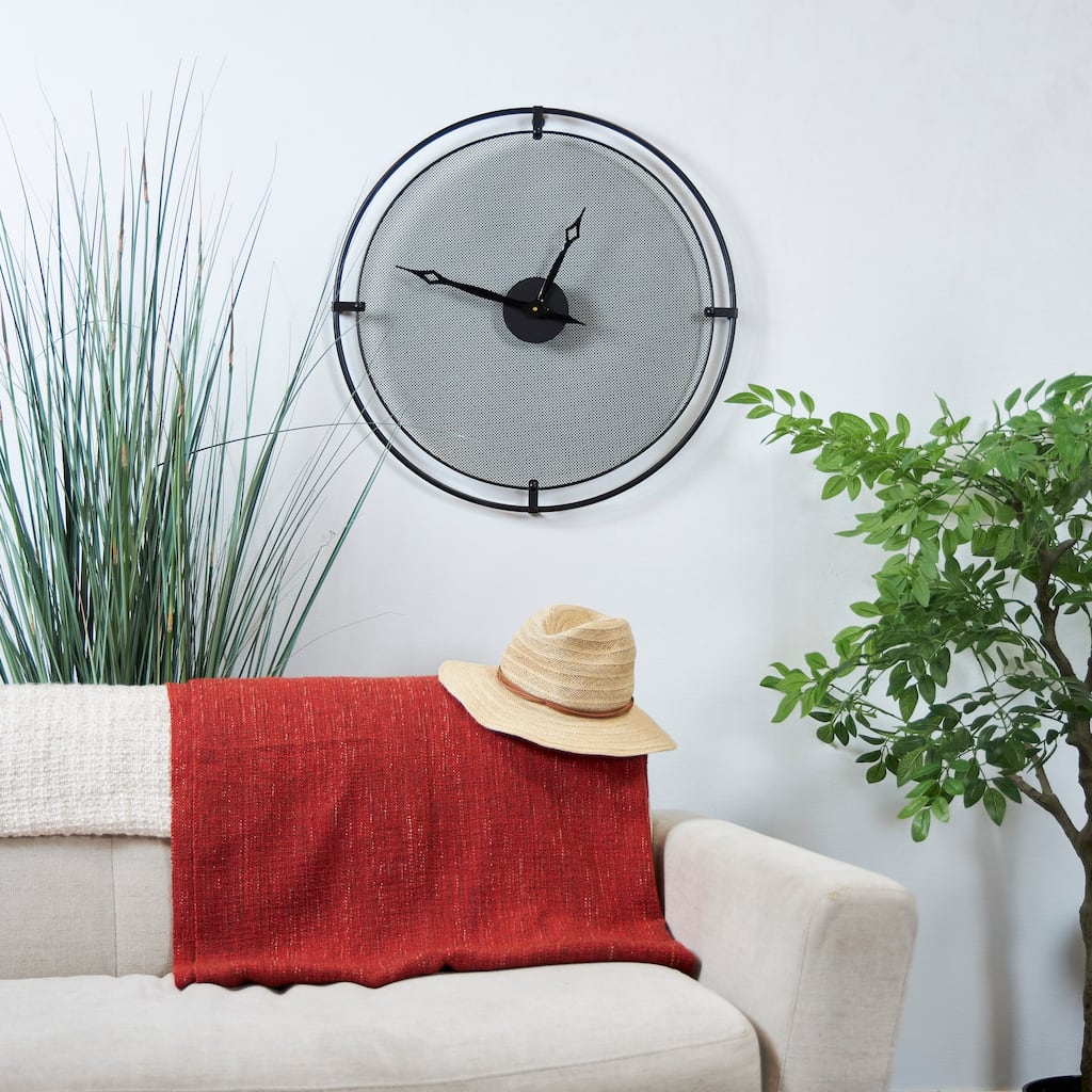 Black Metal Minimalistic Decorative Wall Clock with Mesh Backing