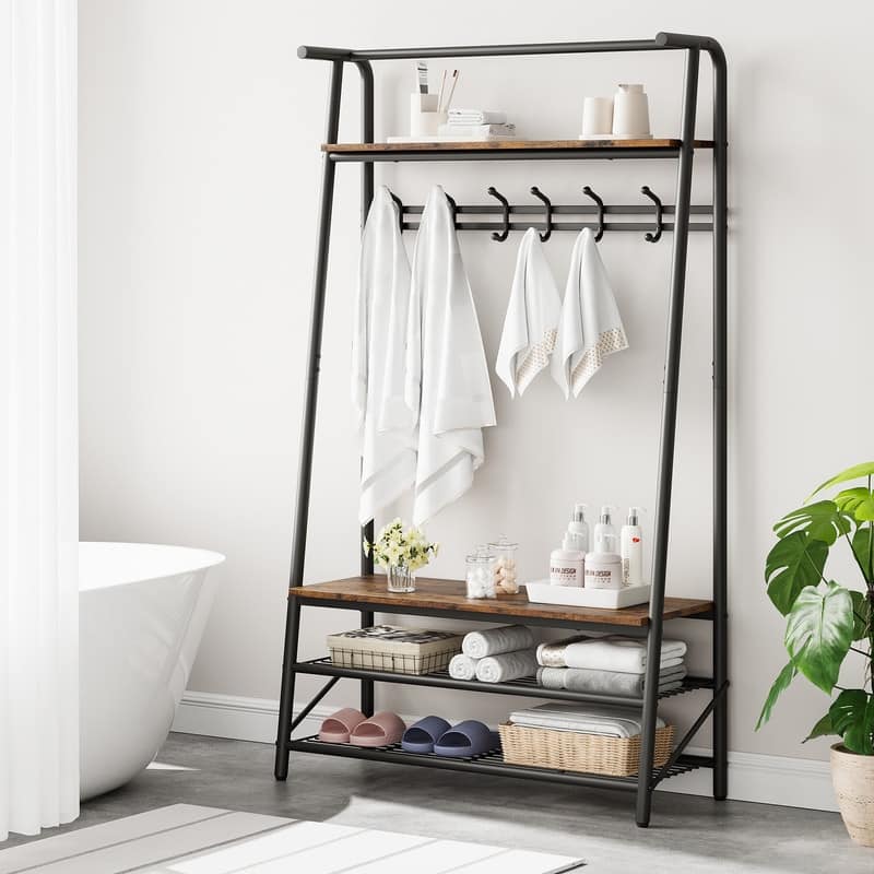 Simple hallway rack