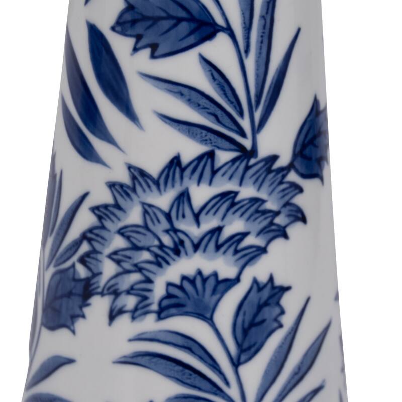 Sagebrook Home's Elegant Porcelain Candle Holder