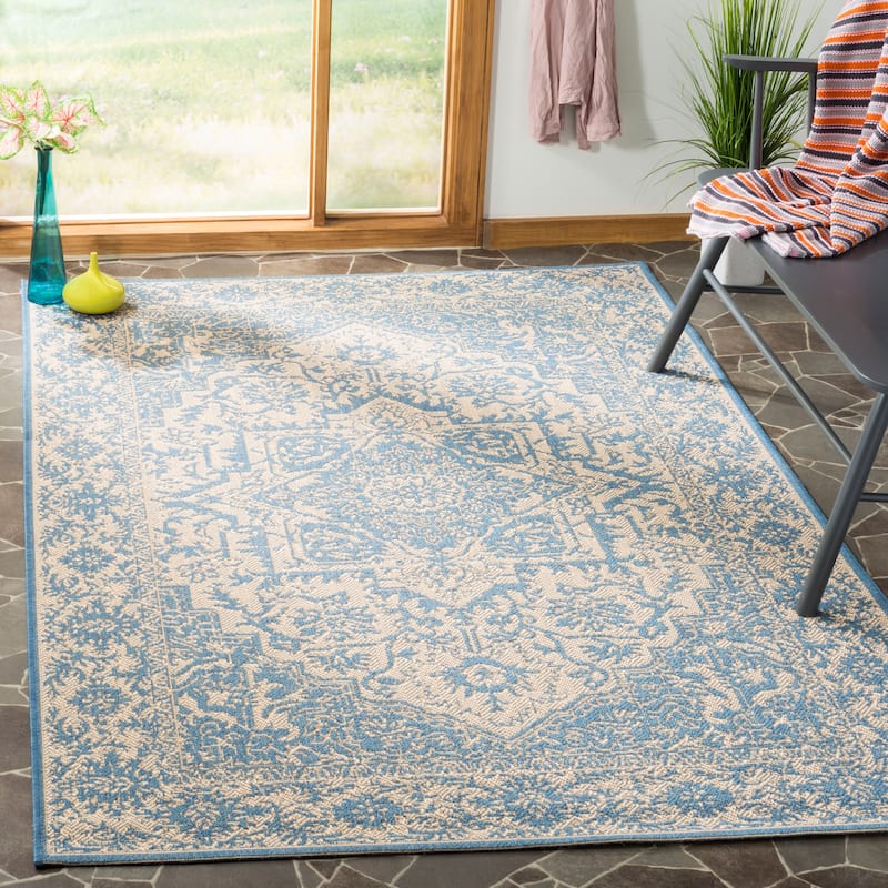 SAFAVIEH Linden Rick Indoor/ Outdoor Patio Backyard Rug