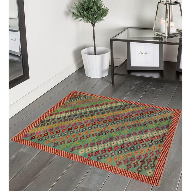 Shabby Chic Balochi Bowers Blue/Red Hand Knotted Wool Rug - 3'4'' x 5'1''