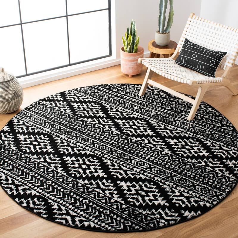 SAFAVIEH Tulum Bora Moroccan Boho Chic Area Rug - 8' Round - Black/Ivory