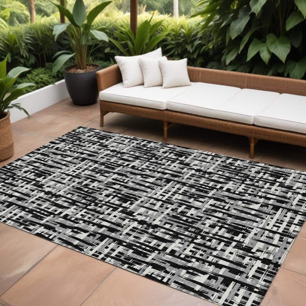 HomeRoots Abstract Transitional Rectangle Outdoor Rug