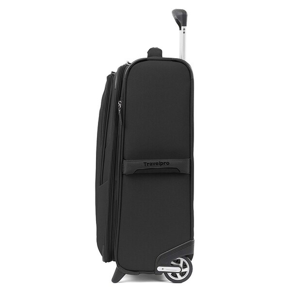 travelpro maxlite 5 lightweight rollaboard luggage