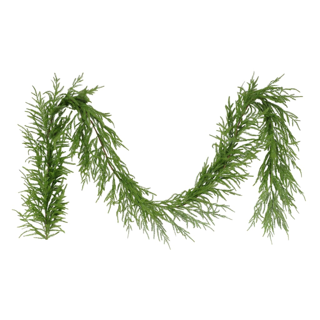 Puleo International 9 ft. x 10 in. Soft PE Garland