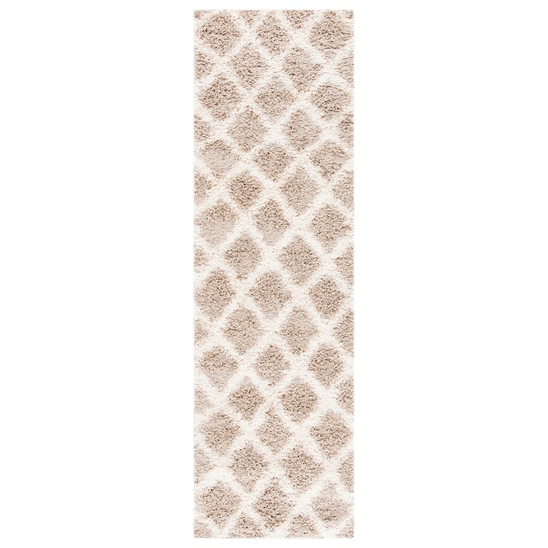 SAFAVIEH Dallas Shag Teja Trellis 1.5-inch Thick Rug - 2'3" x 8' Runner - Beige/Ivory