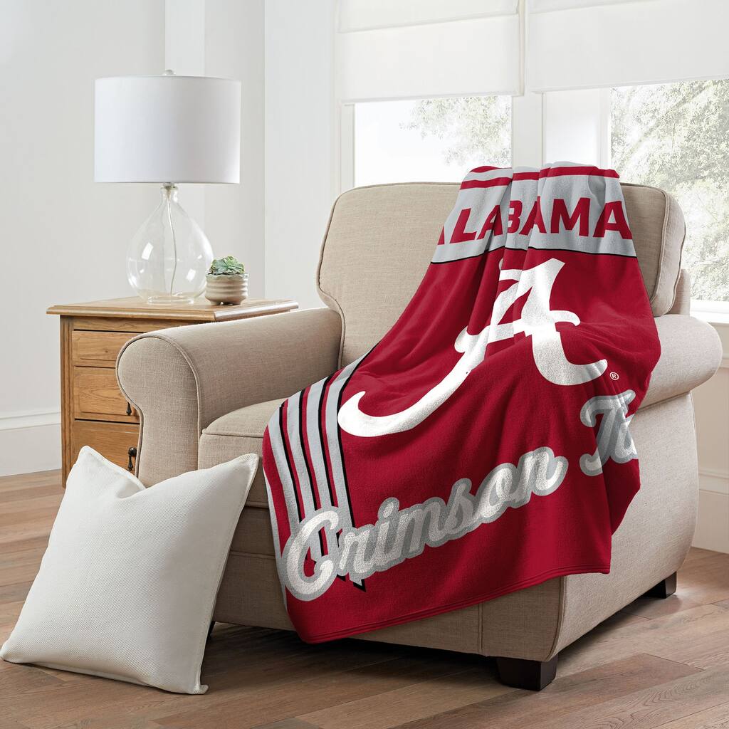 NCAA Alabama Crimson Tide 46" x 60" Microfiber Throw Blanket