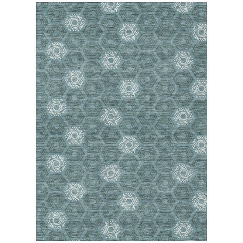 Machine Washable Indoor/ Outdoor Modern Hugoton Chantille Rug