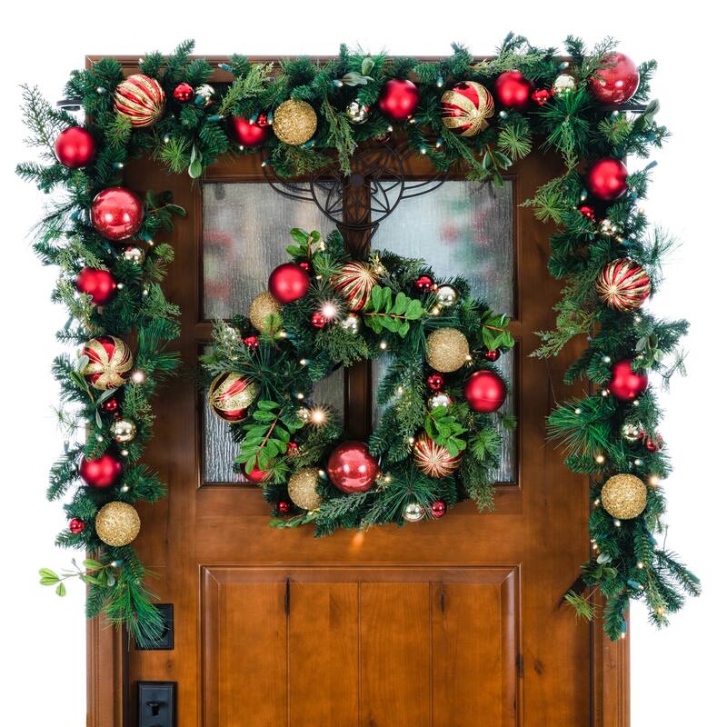 Village Lighting 24 in. Wreath - Christmas Classic