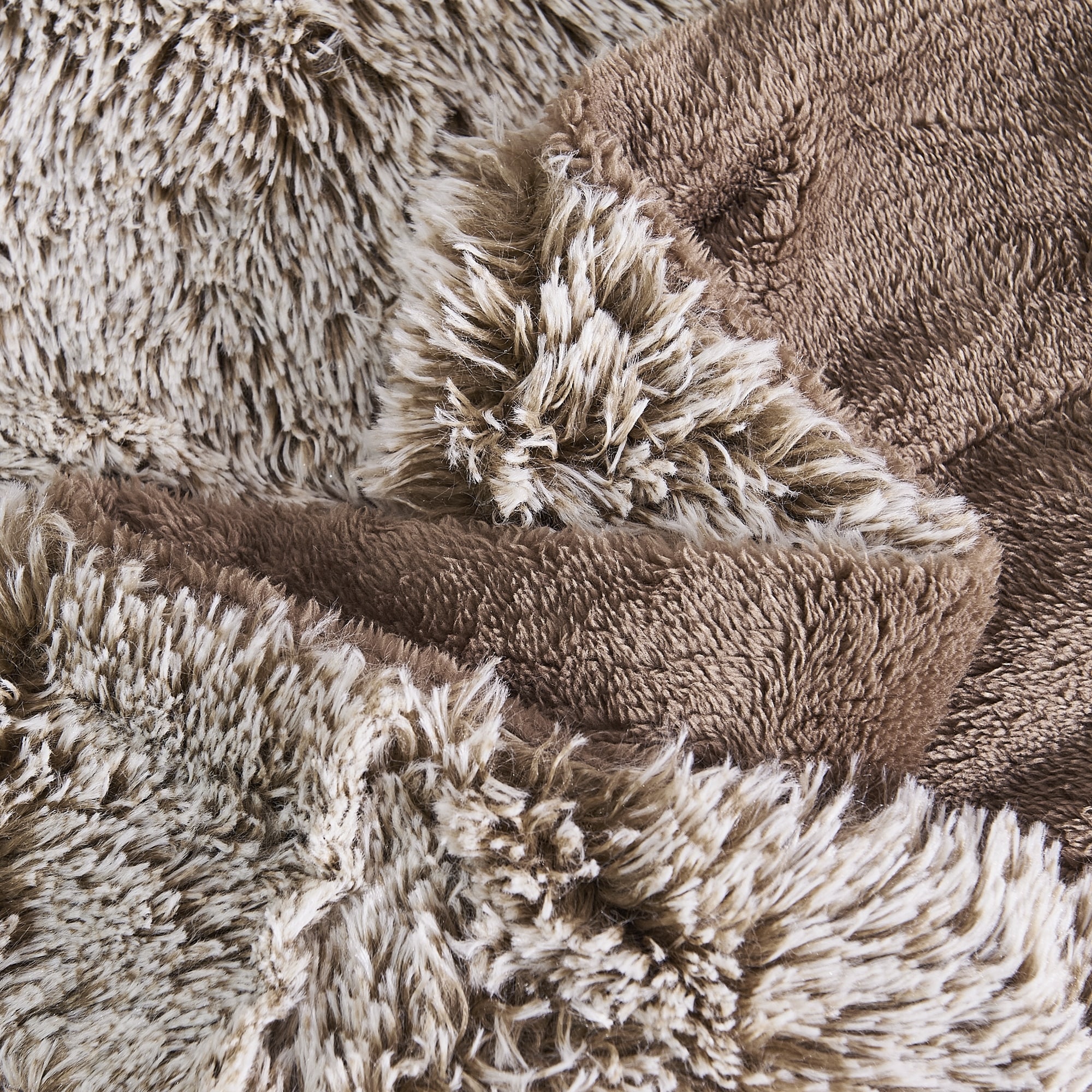 Woolly-Mammoth-50x60-Throw-