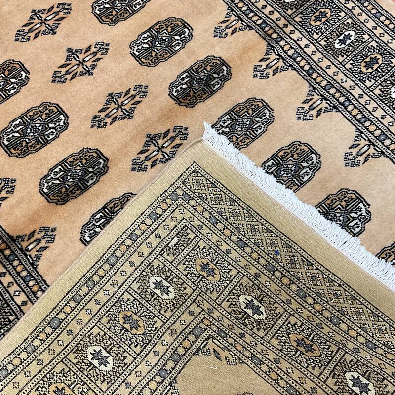 HERAT ORIENTAL Handmade Bokhara Wool Rug - 4' x 6'