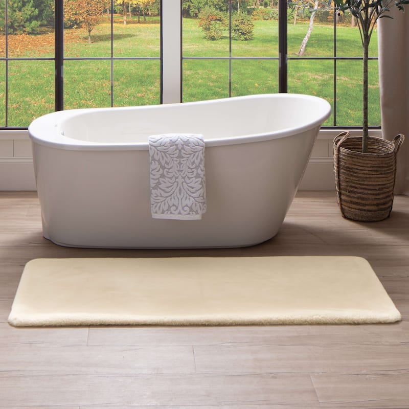 Mohawk Home Lavish Plush Bath Rug