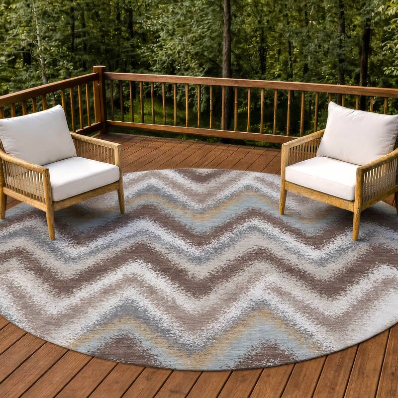 Machine Washable Indoor/ Outdoor Modern Chevron Chantille Rug - Chocolate - 8' x 8'