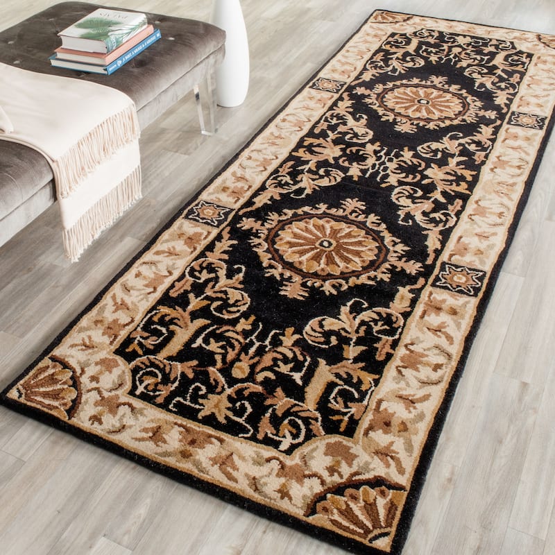 SAFAVIEH Handmade Empire Eftichia Traditional Oriental Wool Rug - 2'6" x 12' Runner - Black/Ivory
