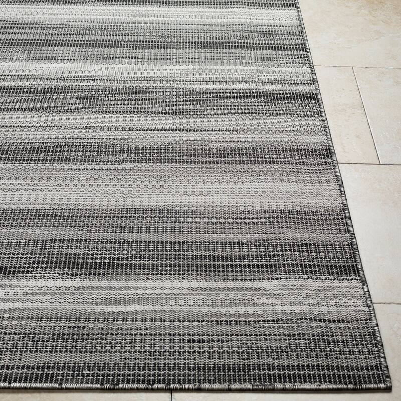 Livabliss Hampton Indoor/ Outdoor Ombre Striped Area Rug