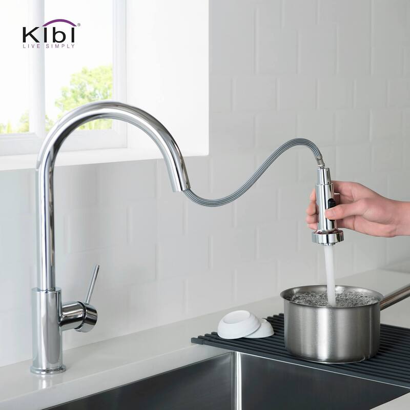 Lead Free Solid Brass Single Level Pull Down Kitchen Faucet with Sprayer