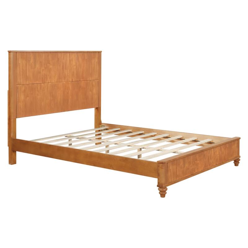 Bedroom Set with Wooden Platform Bed and Nightstands