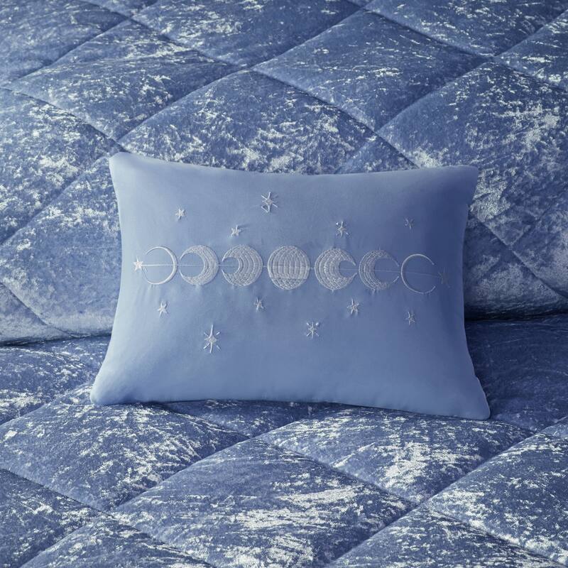 Intelligent Design Isabel Velvet Comforter Set