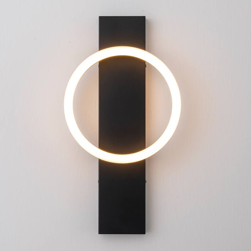 22" H Outdoor Linear Integrated LED Wall Sconce - H22.05" x W11.6" x D2.8"