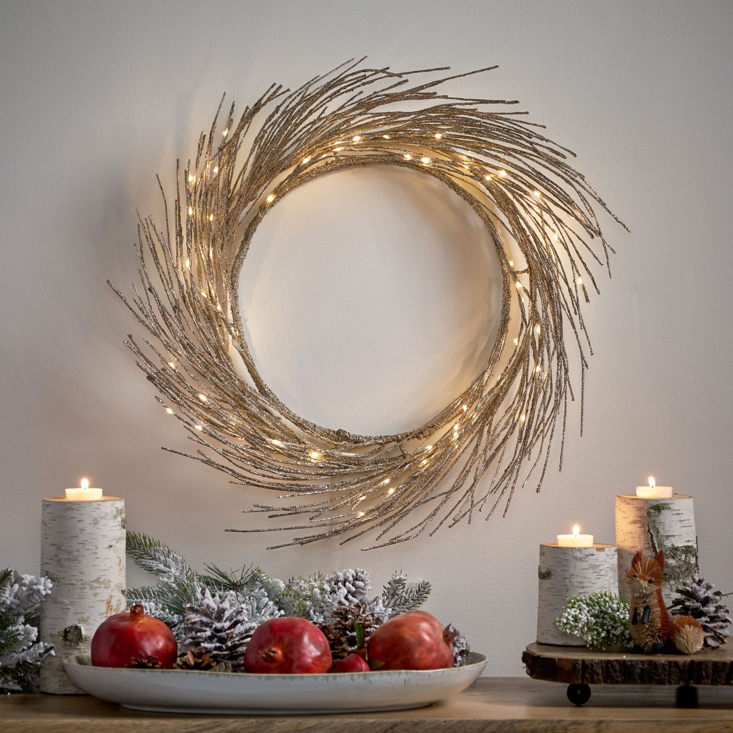  Hallmark Keepsake 2022, Sparkling White Christmas Wreath with  Lights, 30 : Everything Else