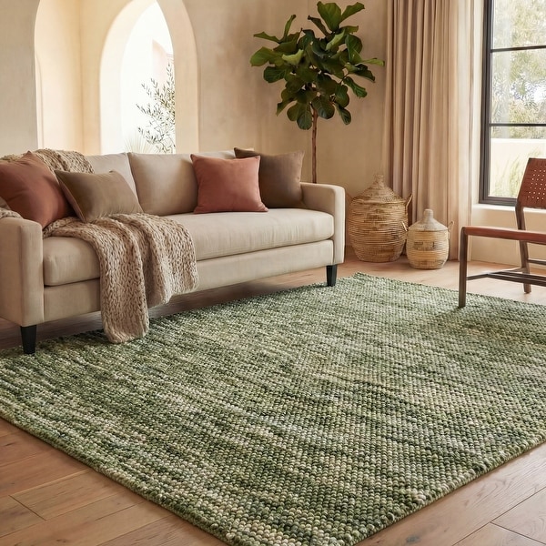 SAFAVIEH Handmade Natura Eduina New Zealand Wool Rug - On Sale
