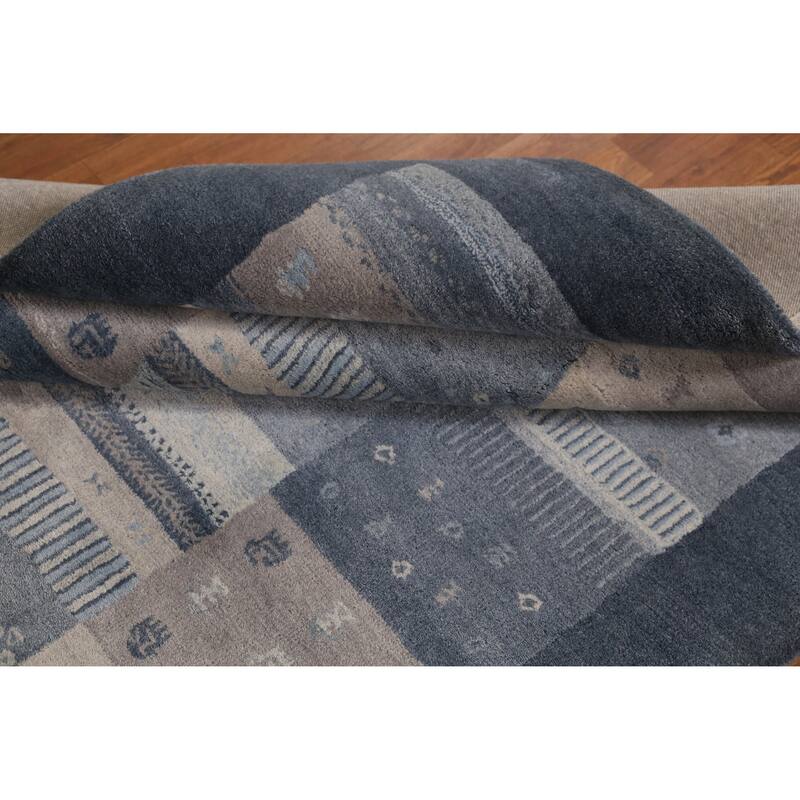 Geometric / Tribal Gabbeh Indian Area Rug Handmade Wool Carpet - 5'3" x 7'7"