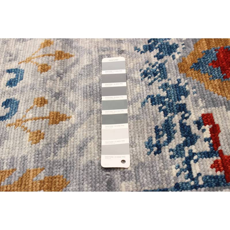 ECARPETGALLERY Hand-knotted Mystique Grey Wool Rug - 4'1 x 6'1