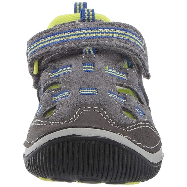 stride rite extra wide