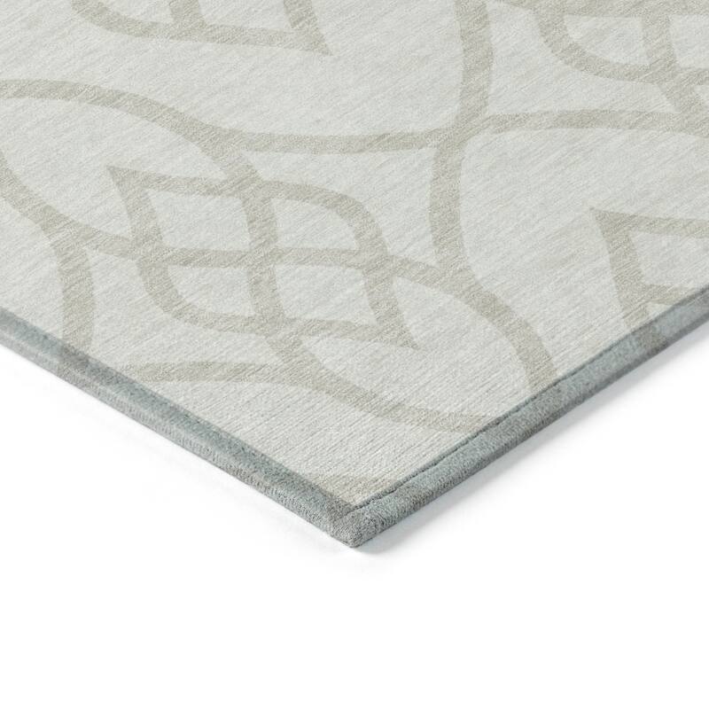 Machine Washable Indoor/ Outdoor Chantille Modern Trellis Rug