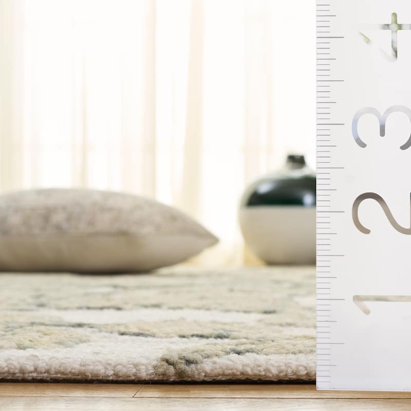 SAFAVIEH Handmade Jardin Clodette Floral Wool Rug