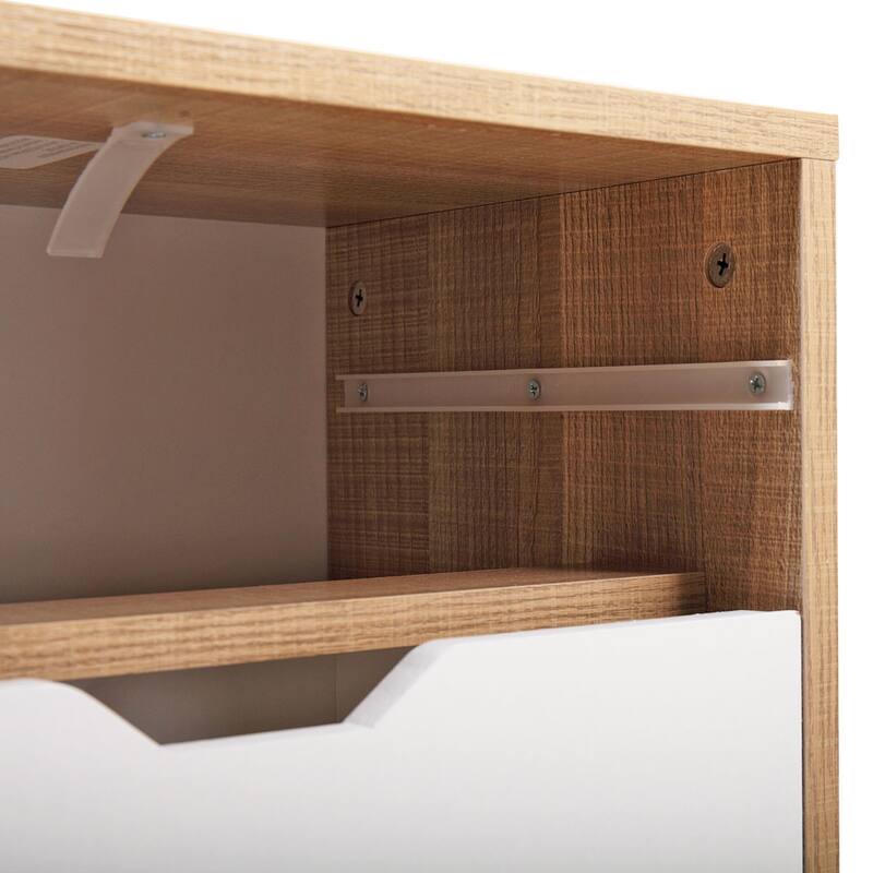 Set of 2 Wooden Modern Nightstand with 2 Drawers and 4 Solid Splayed Legs