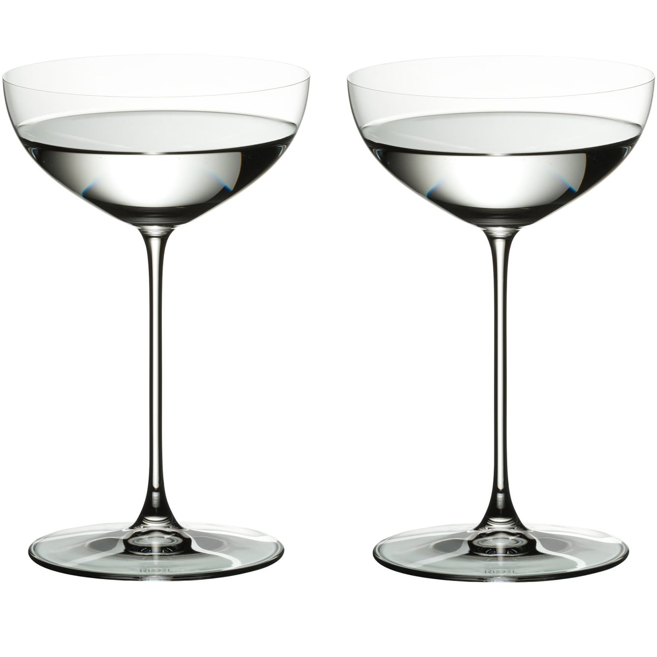 https://ak1.ostkcdn.com/images/products/is/images/direct/8445dadc84530b801d8096fd7fa0466197aa88c9/Riedel-Veritas-Moscato-Coupe-Martini-Glass-%284Pk%29-with-Pourer-and-Cloth.jpg