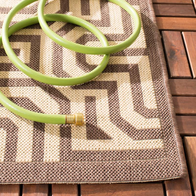SAFAVIEH Courtyard Billye Indoor/ Outdoor Waterproof Patio Backyard Rug