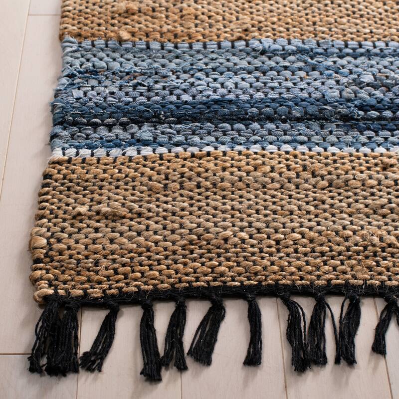 SAFAVIEH Handmade Vintage Leather Alissa Modern Fringe Rug
