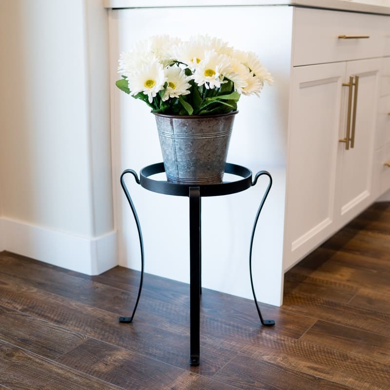 Achla Designs Large Indoor Outdoor Patio Flowerpot Plant Stand, 18 Inch Tall, Black Powder Coat Finish