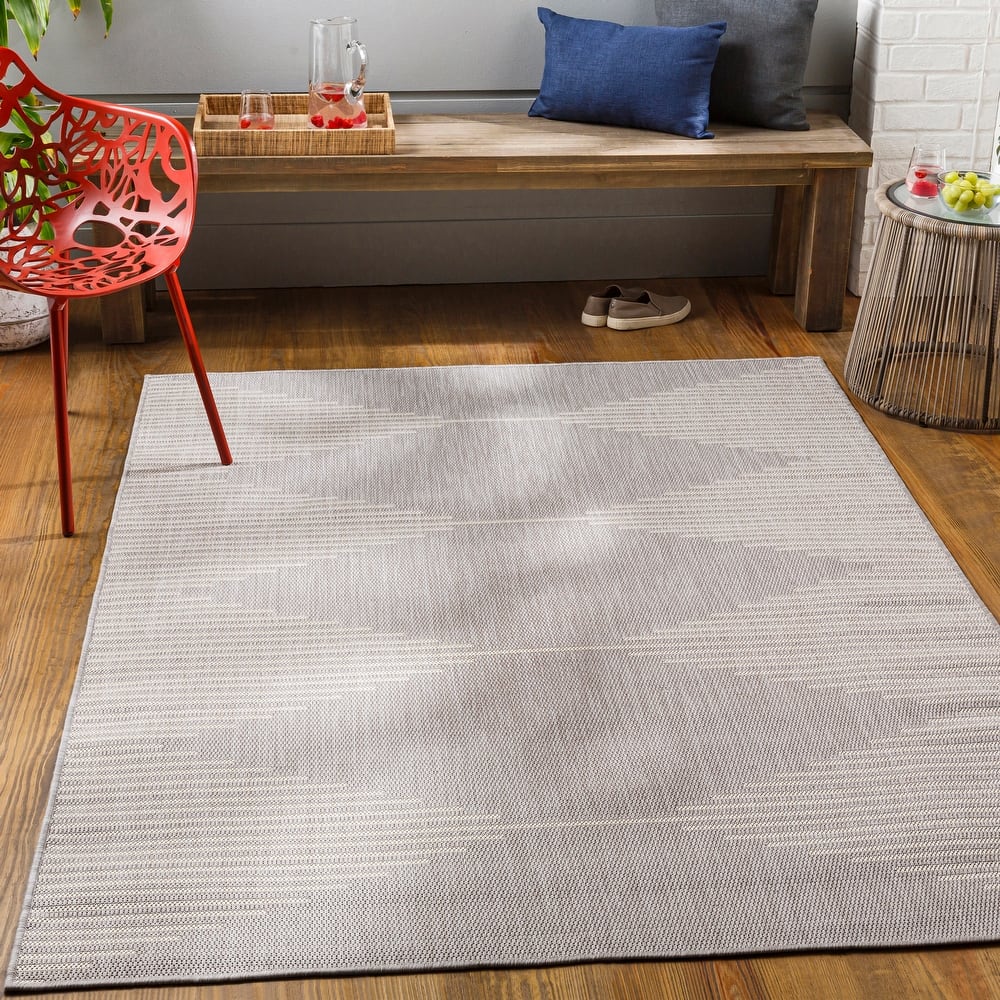 Niecy Indoor/ Outdoor Mod Diamond Area Rug