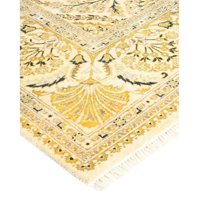Overton Handknotted Wool Traditional Oriental Ivory Area Rug - 6' x 9'