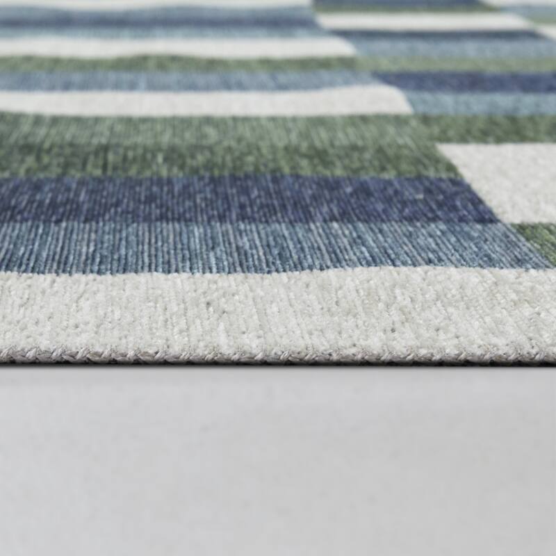 Huberto Modern Striped Indoor/Outdoor Area Rug