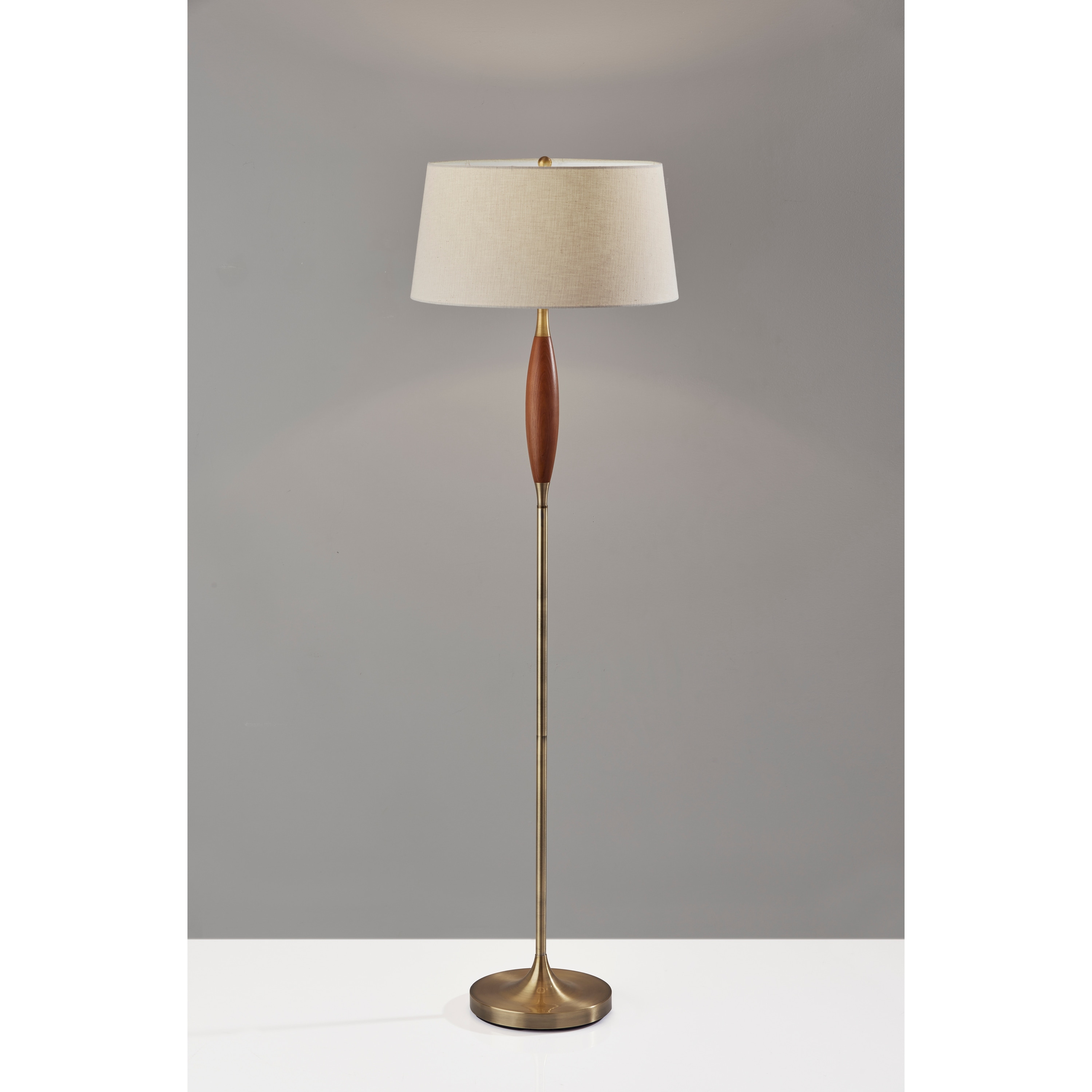 Pinn Floor Lamp