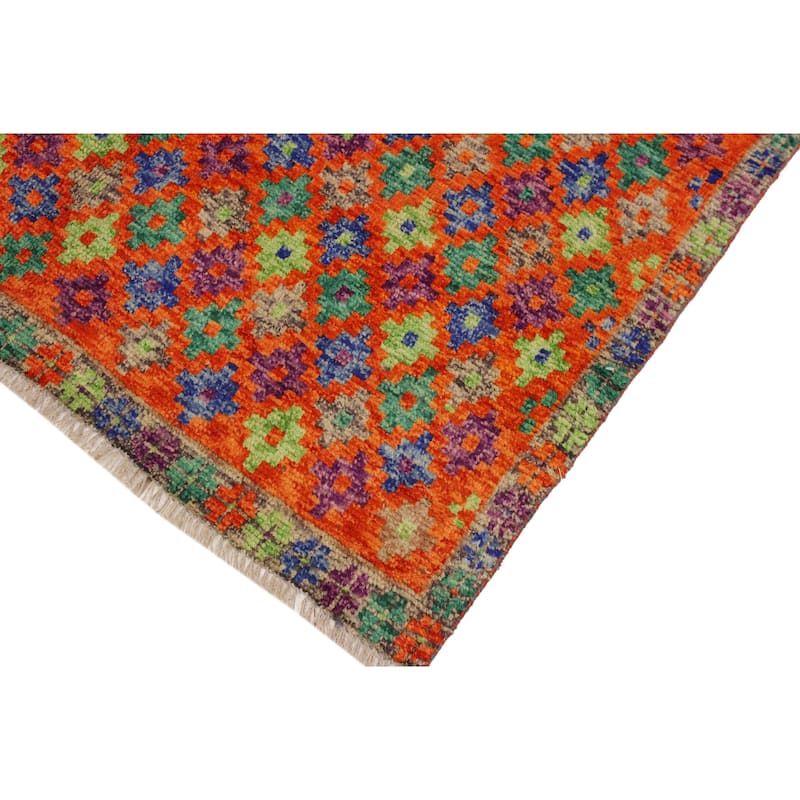 Boho Chic Balochi Conley Orange/Green Hand Knotted Wool Rug - 4'8'' x 6'4''