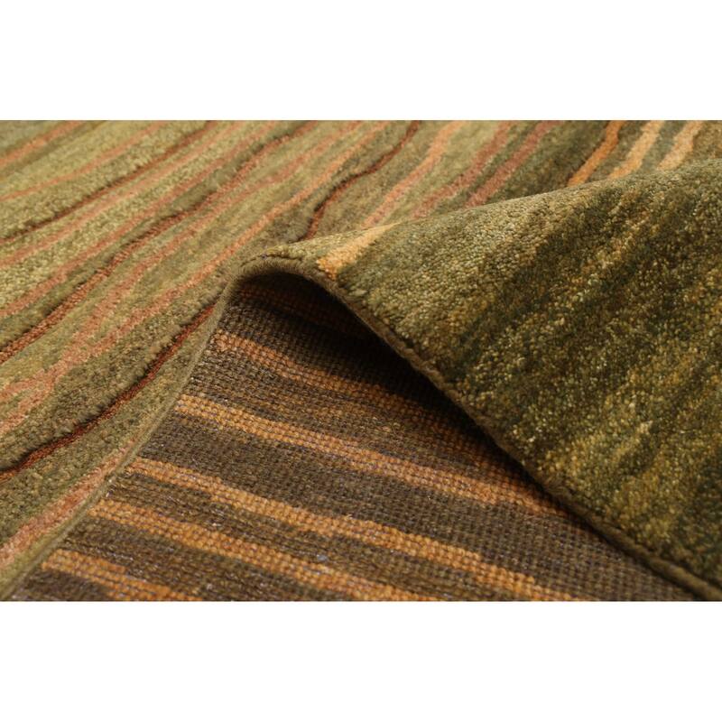 ECARPETGALLERY Hand-knotted Peshawar Ziegler Green Wool Rug - 5'1 x 7'0