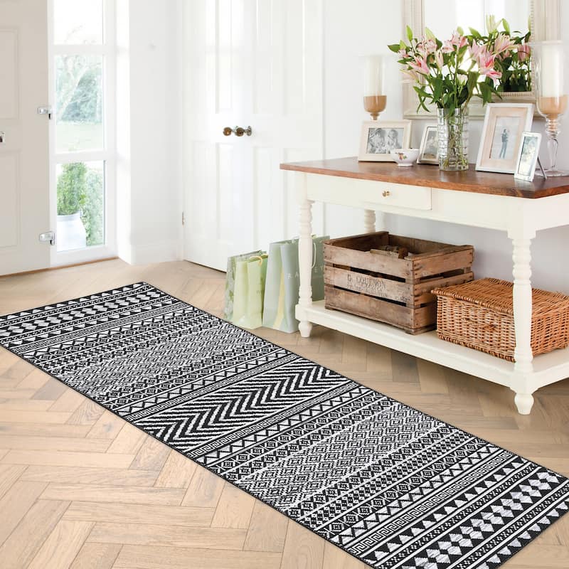 Garvee Moroccan Geometric Machine Washable Area Rug