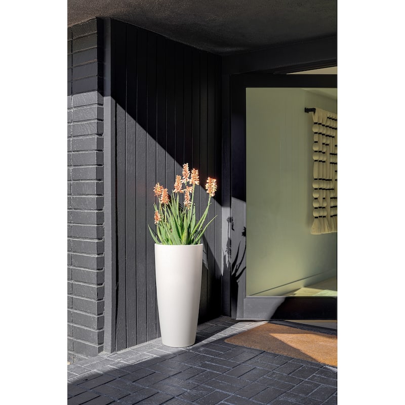 Veradek Mason Series Selena 28" Planter
