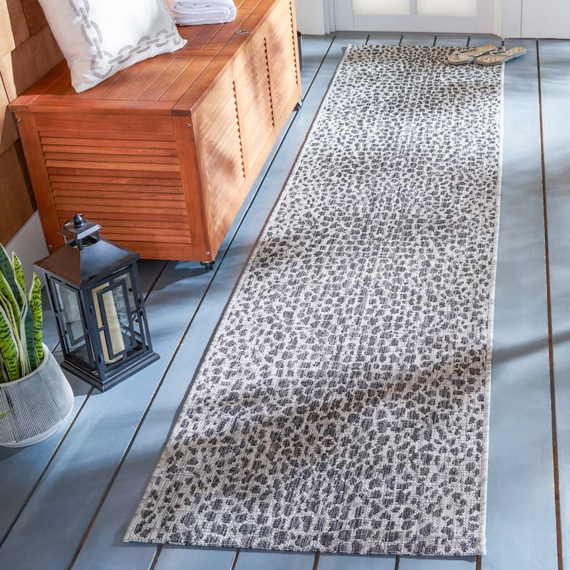 SAFAVIEH Courtyard Ruta Indoor/ Outdoor Waterproof Patio Backyard Rug - 2'3" x 10' Runner - Grey/Black