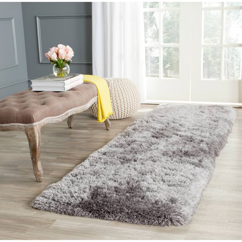 SAFAVIEH Handmade Arctic Shag Guenevere 3-inch Extra Thick Rug - 2'3" x 8' Runner - Grey