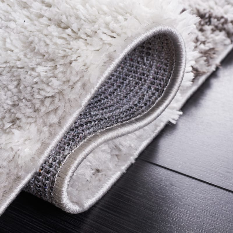 SAFAVIEH Berber Shag Addison Rug