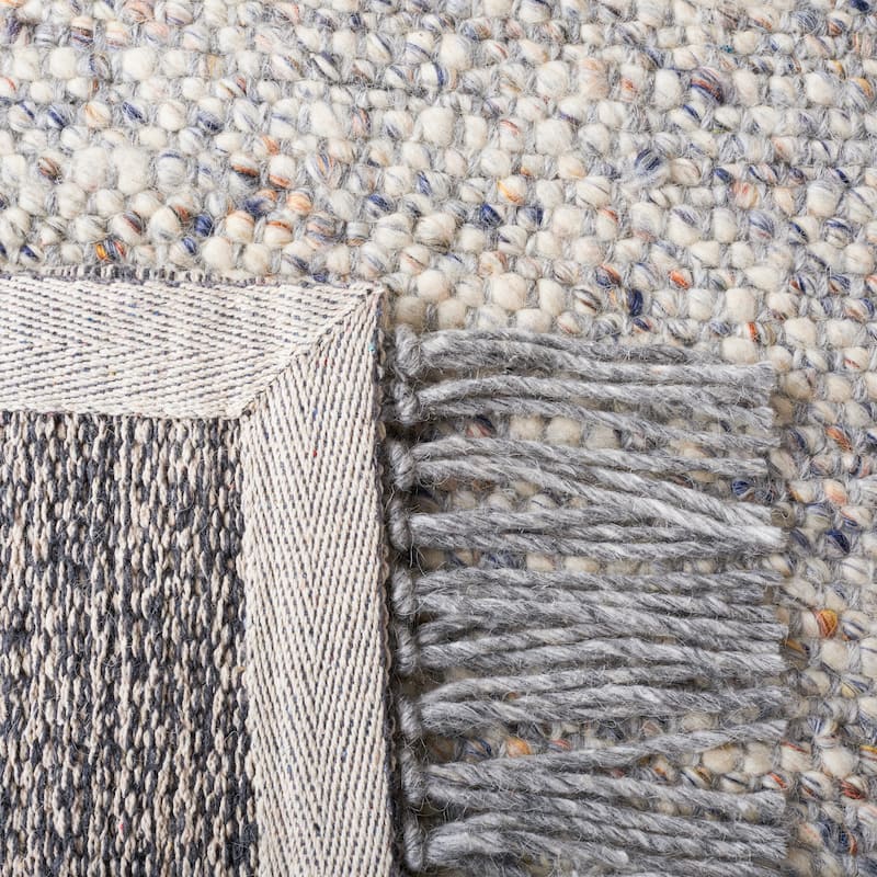 SAFAVIEH Handmade Vermont Larissa Wool Rug