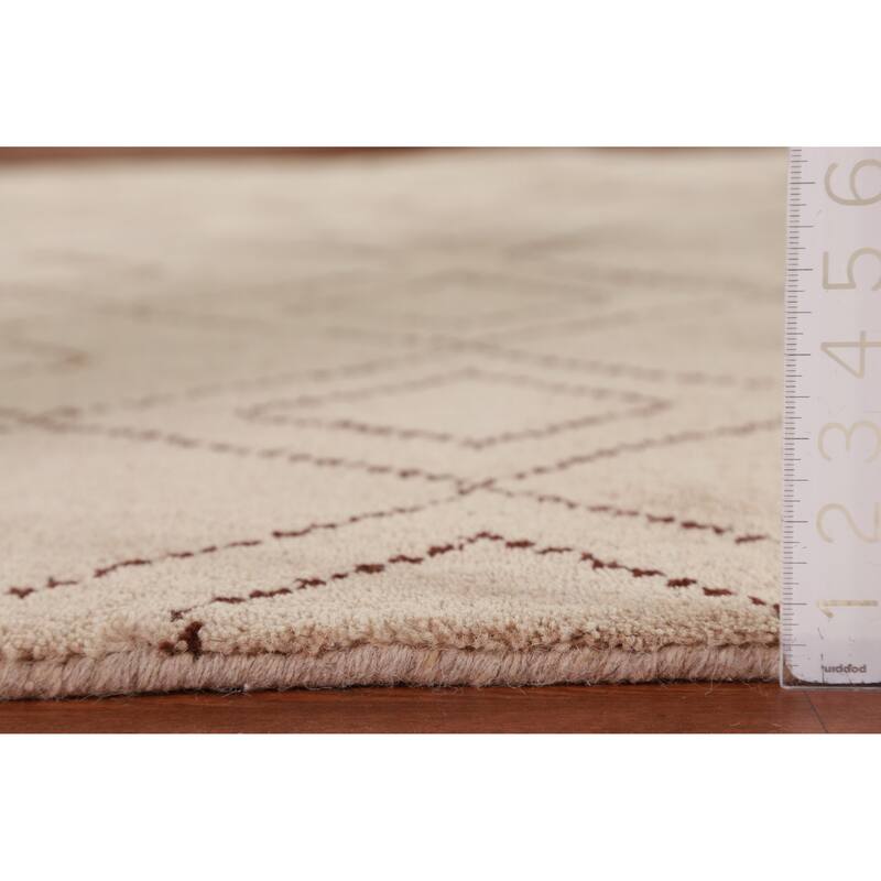 Hand Knotted Oriental 100% Wool Carpet Modern Geometric Beige & Ivories Moroccan Area Rug - 8' 0'' X 5' 0''