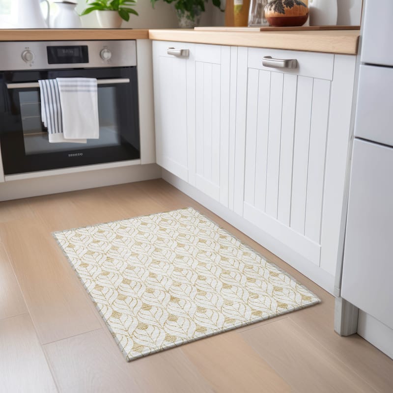 Machine Washable Indoor/ Outdoor Chantille Contempoary Geo Rug