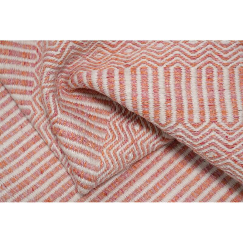 Hand Woven Oriental 100% Wool Carpet Traditional Geometric Coral Durrie-Kilim Area Rug - 8' 0'' X 5' 1''